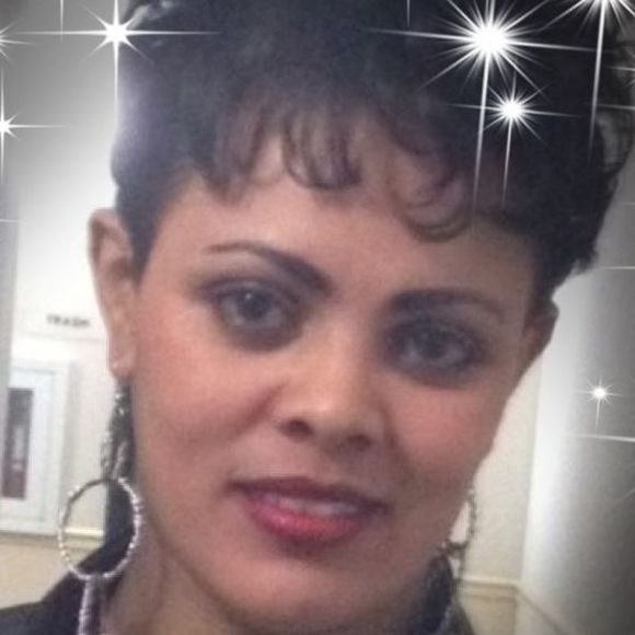 Meet your Posher, Tigist - Picture 1 of 1